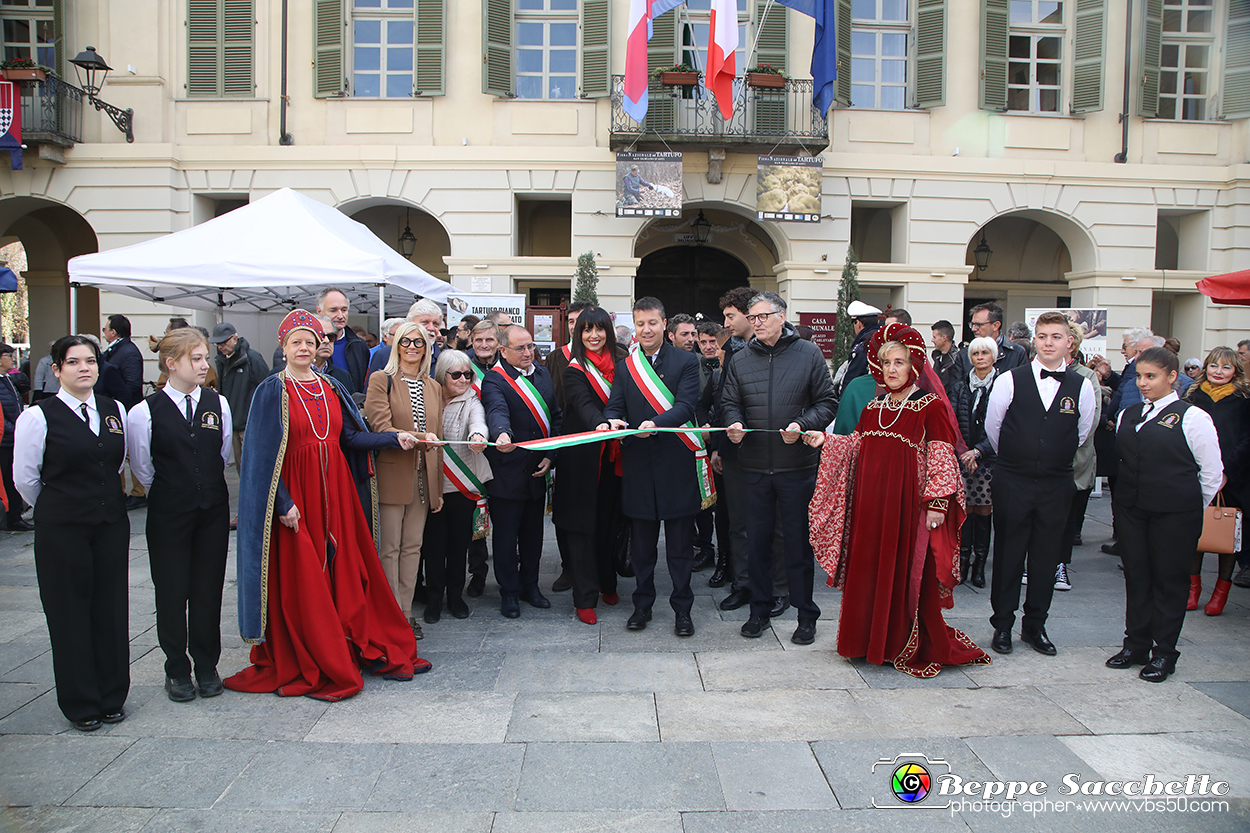 VBS_1477 - Fiera Nazionale del Tartufo e dei Santi 2022.jpg